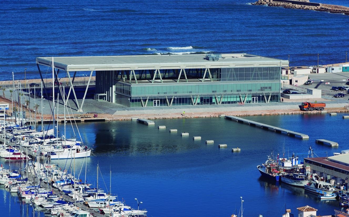 Ibizanisches Design-Villenprojekt in der Urbanisation Solana II, nur 10 km von Denia entfernt