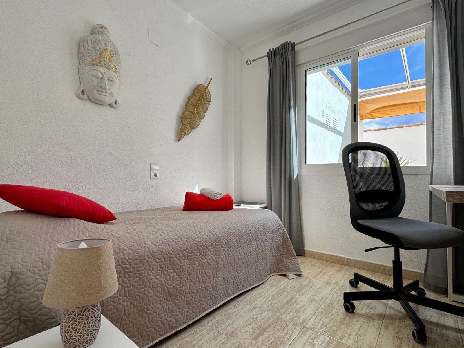 EL VERGEL - Gemütliche kleine Villa nur 600 m vom feinsandigen Strand