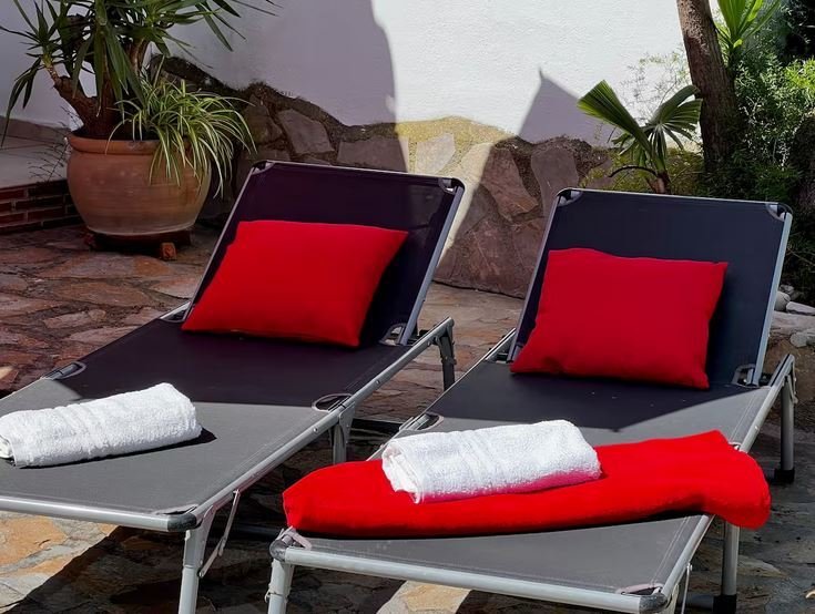 EL VERGEL - Gemütliche kleine Villa nur 600 m vom feinsandigen Strand