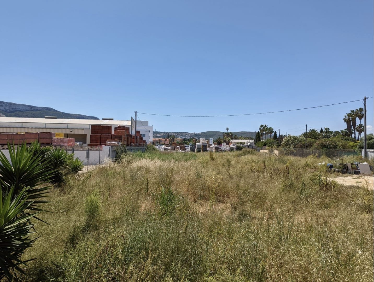 Commercieel perceel te koop in Denia
