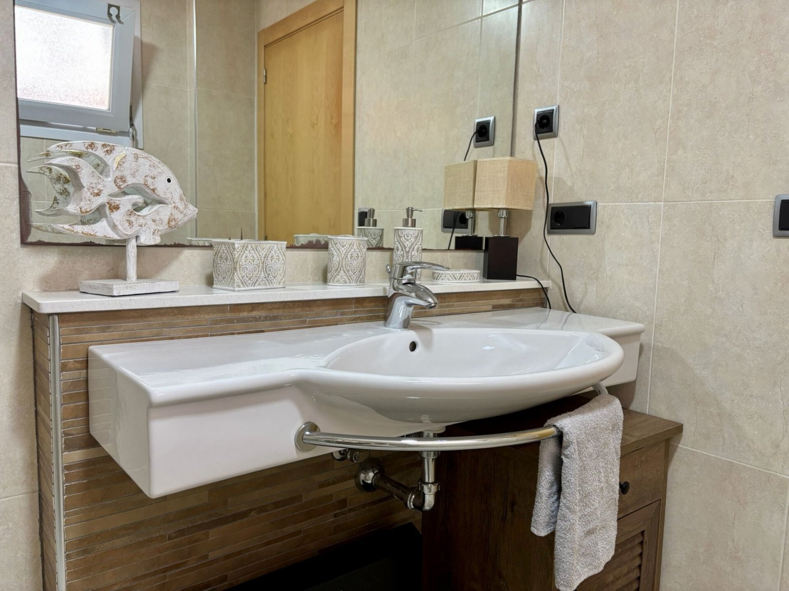 Apartment mit Tiefgaragenstellplatz und Pool in der Anlage Flamingo Hills