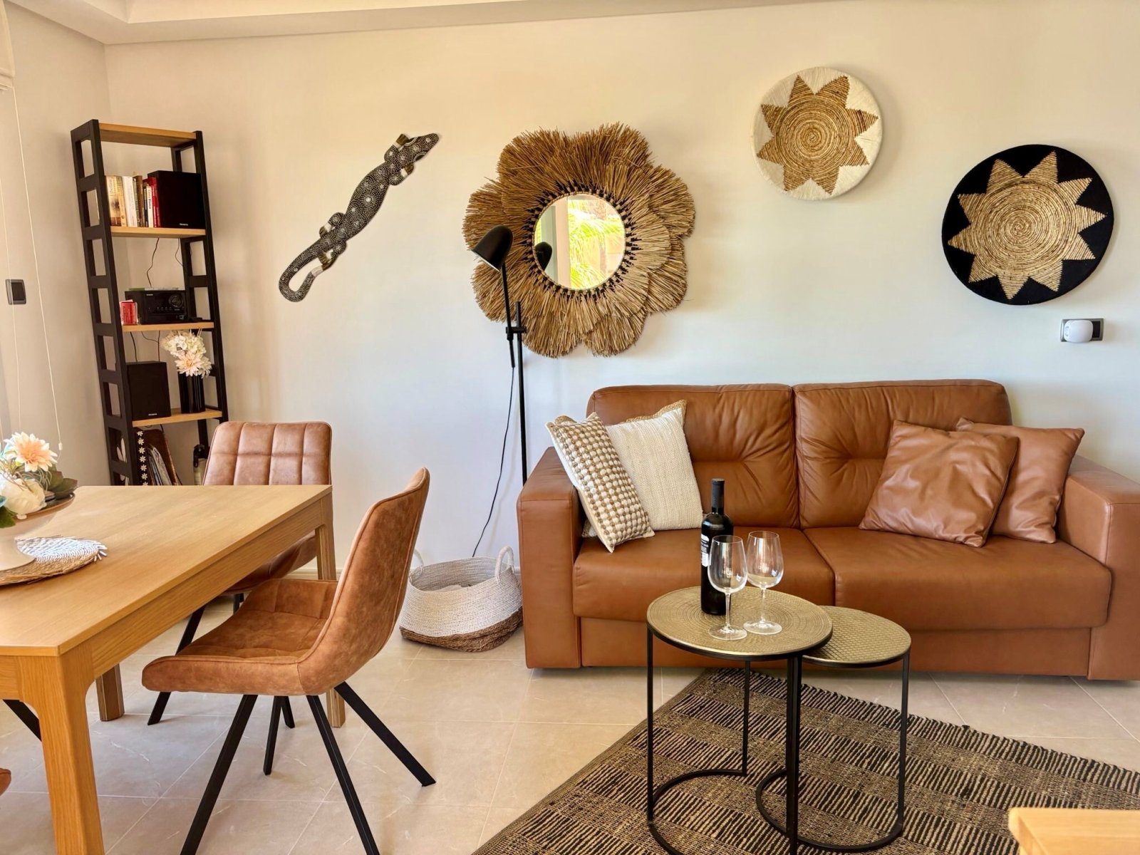 Apartment mit Tiefgaragenstellplatz und Pool in der Anlage Flamingo Hills