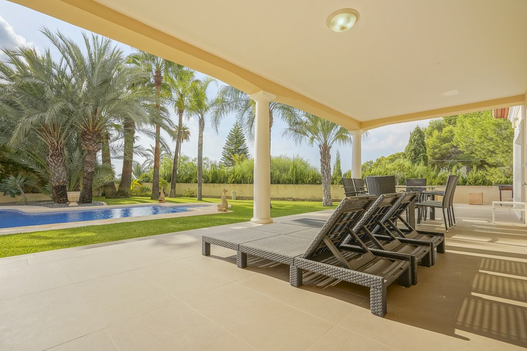 6054BEN Traditionelle spanische Villa zum Verkauf in Benissa