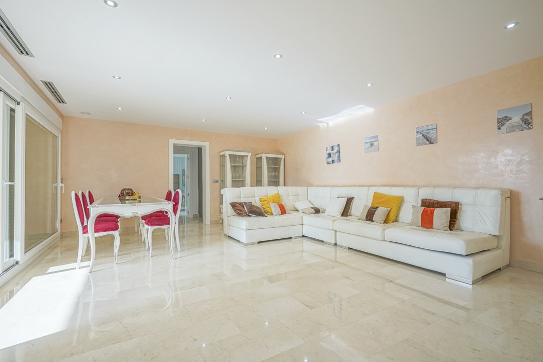 6054BEN Traditionelle spanische Villa zum Verkauf in Benissa