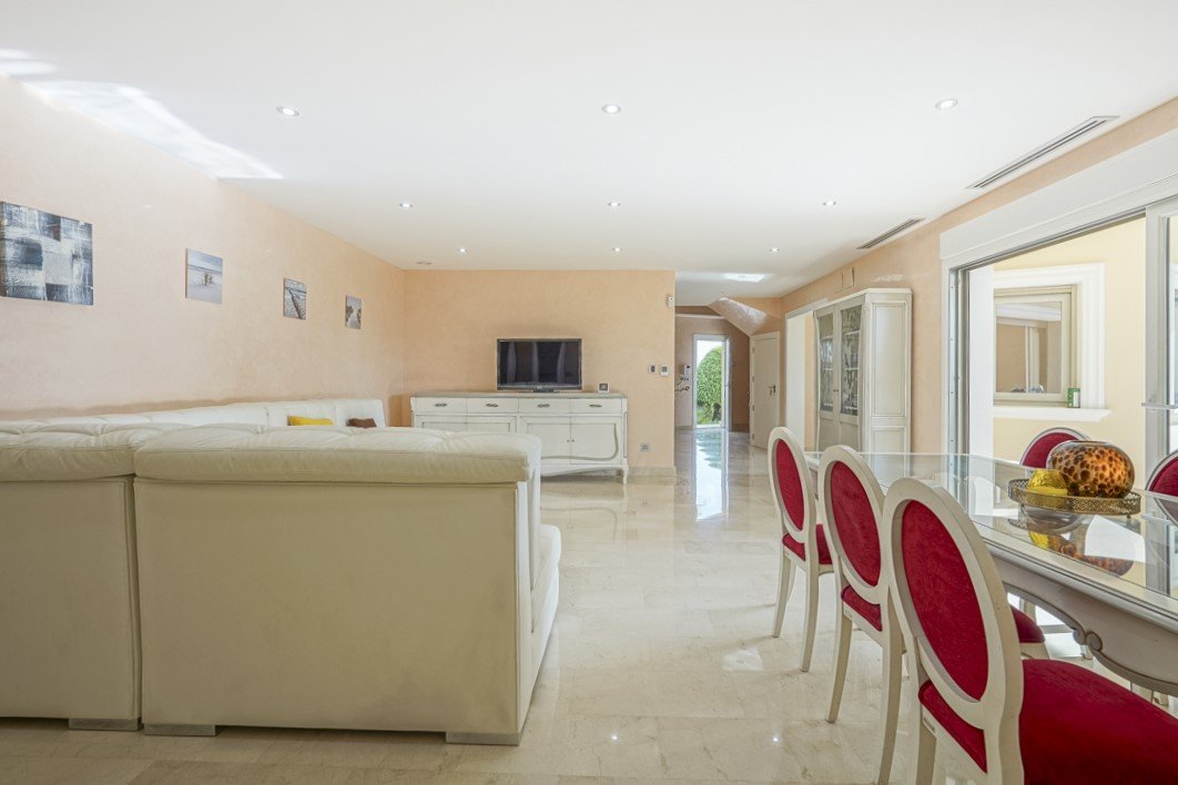 6054BEN Traditionelle spanische Villa zum Verkauf in Benissa