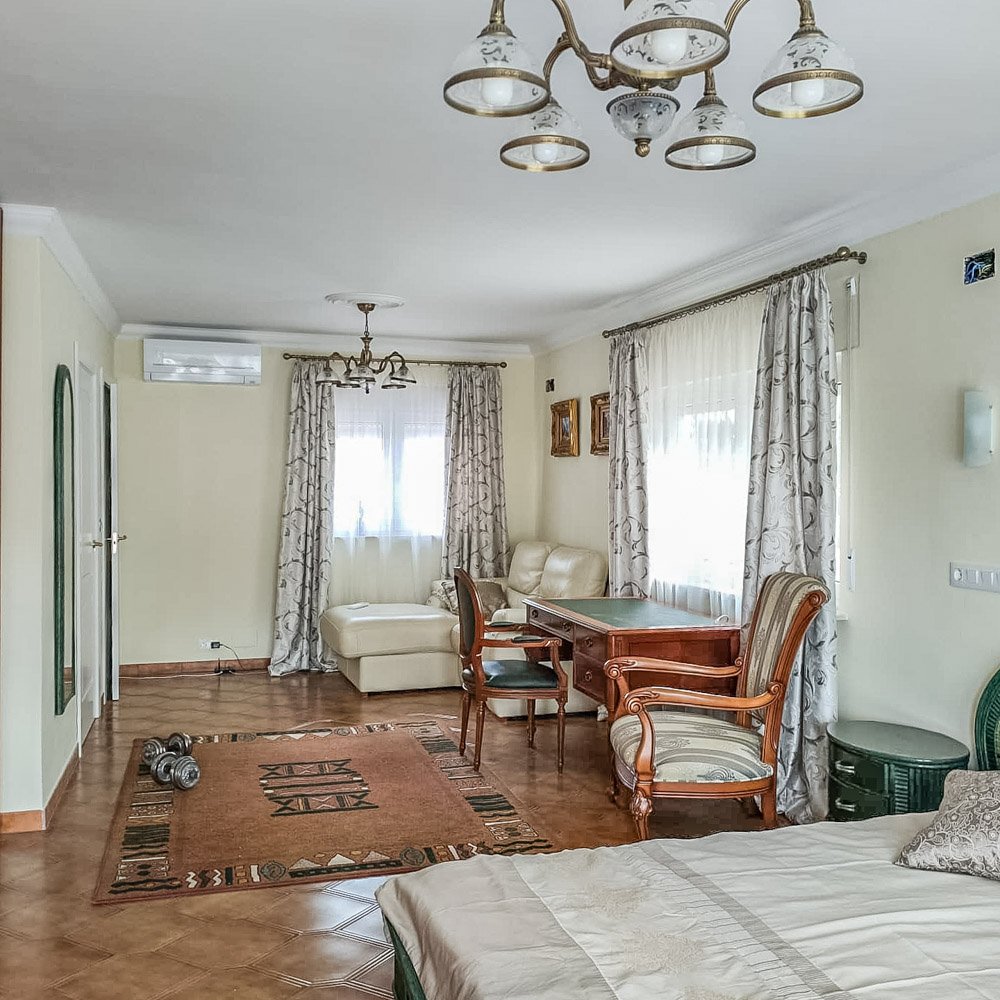 4196JAV Villa mit separater Wohnung zum Verkauf in Jávea