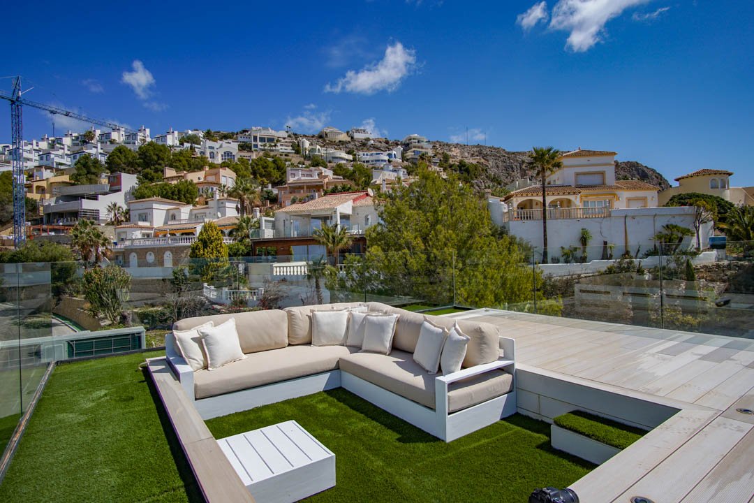 7056ALT Moderne Villa mit Berg- und Meerblick in Altea Hills zu verkaufen