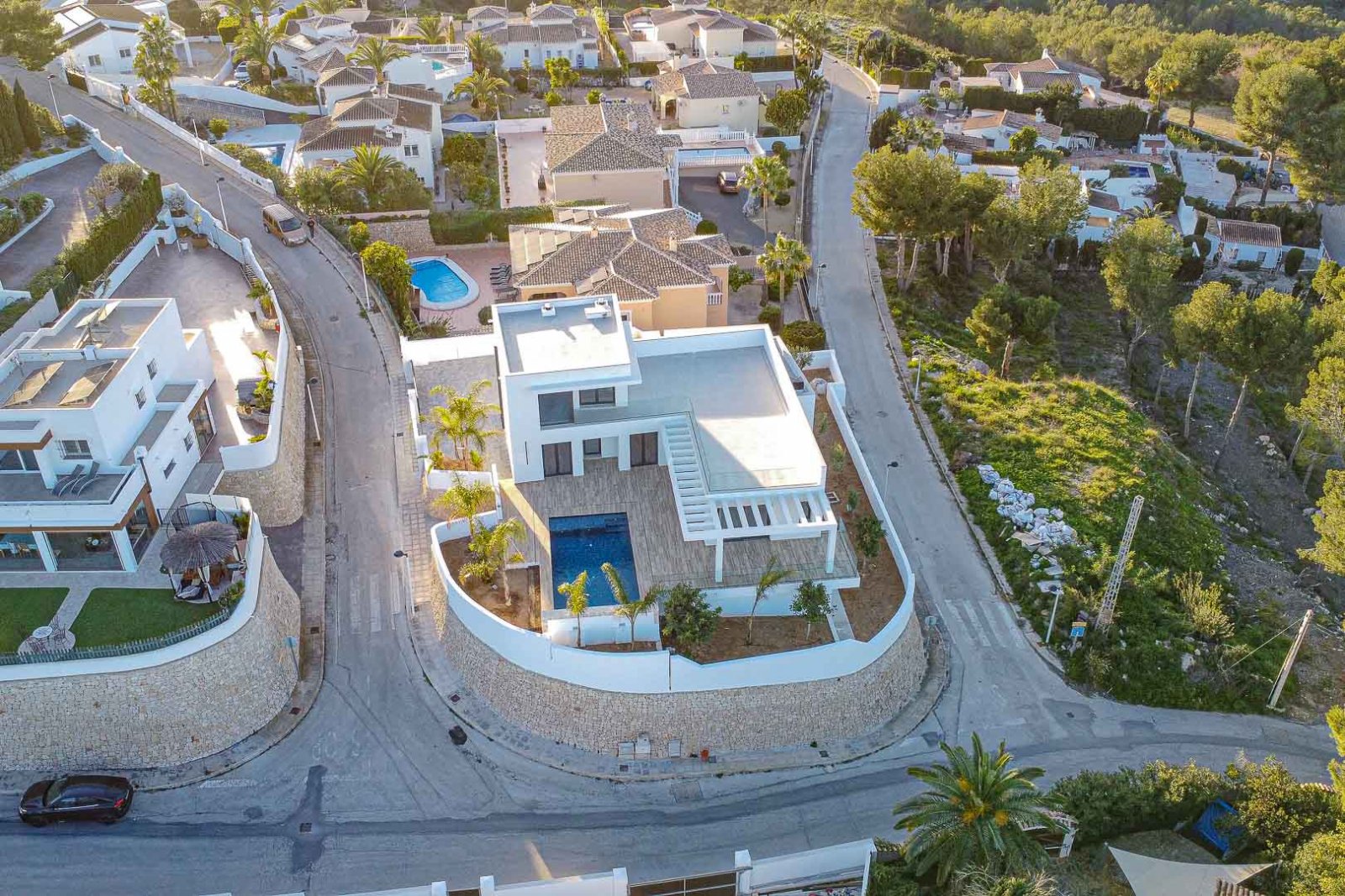 8248MOR Moderne Neubauvilla mit Panoramablick auf das Meer und großer Terrasse, zum Verkauf in Moraira.