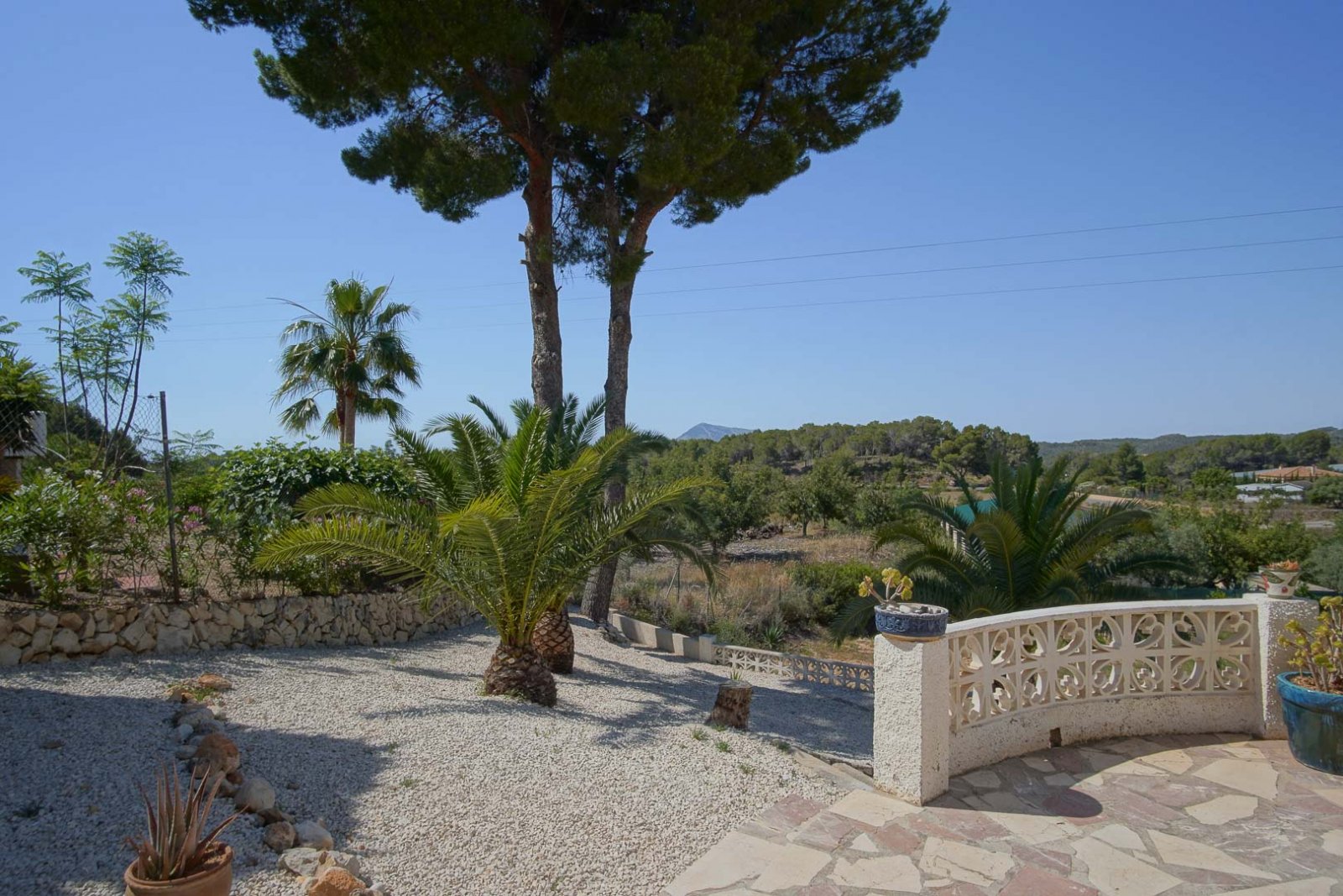 C4XY8271ALT Traditionelle Villa mit Tal- und teilweisem Meerblick in Altea zu verkaufen.