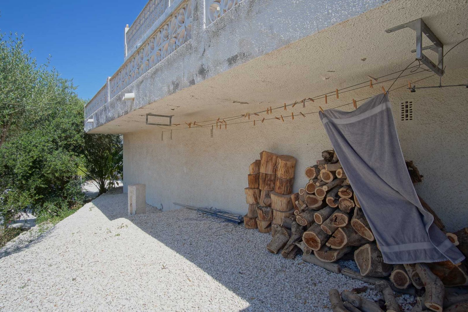 C4XY8271ALT Traditionelle Villa mit Tal- und teilweisem Meerblick in Altea zu verkaufen.