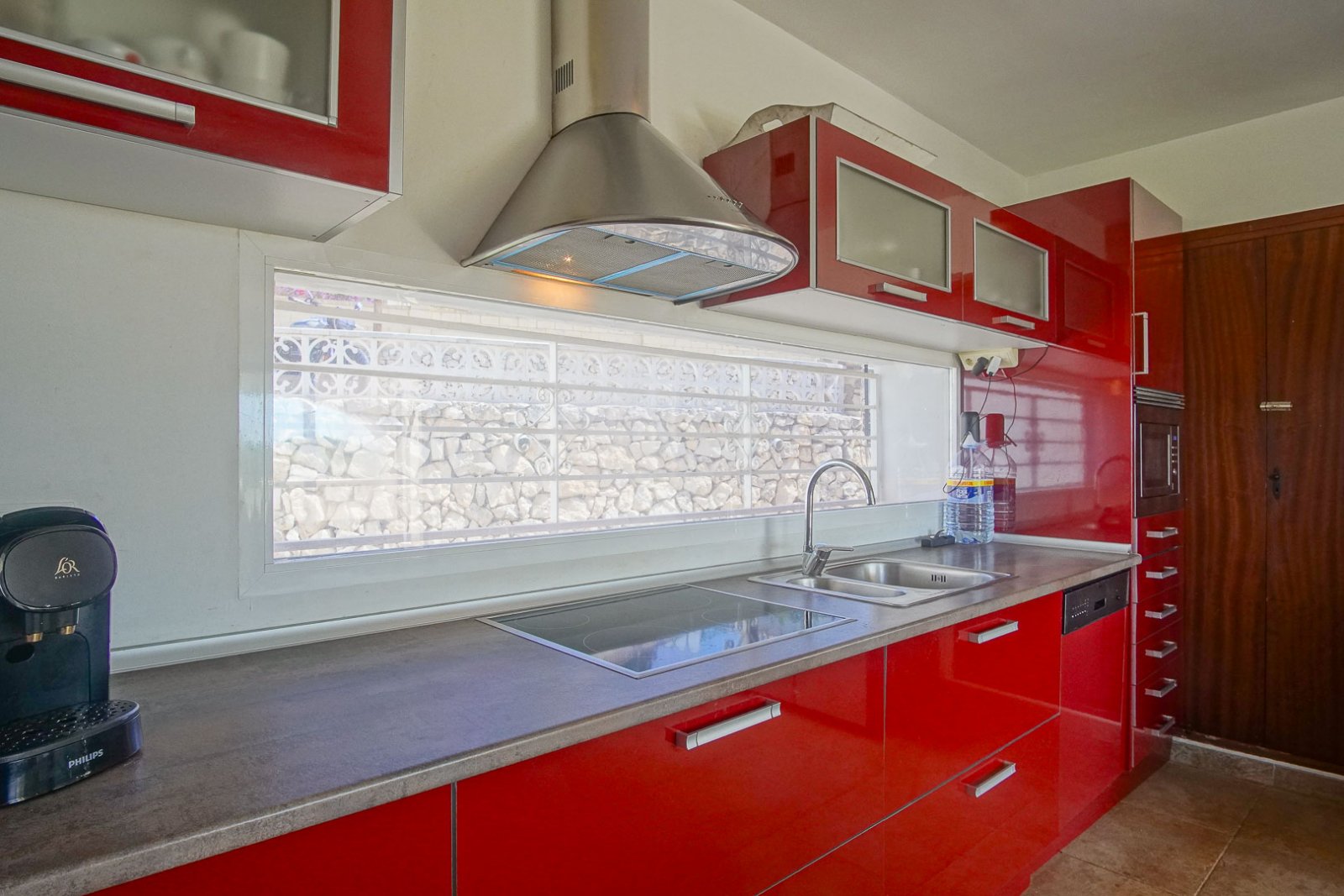 C4XY8271ALT Traditionelle Villa mit Tal- und teilweisem Meerblick in Altea zu verkaufen.