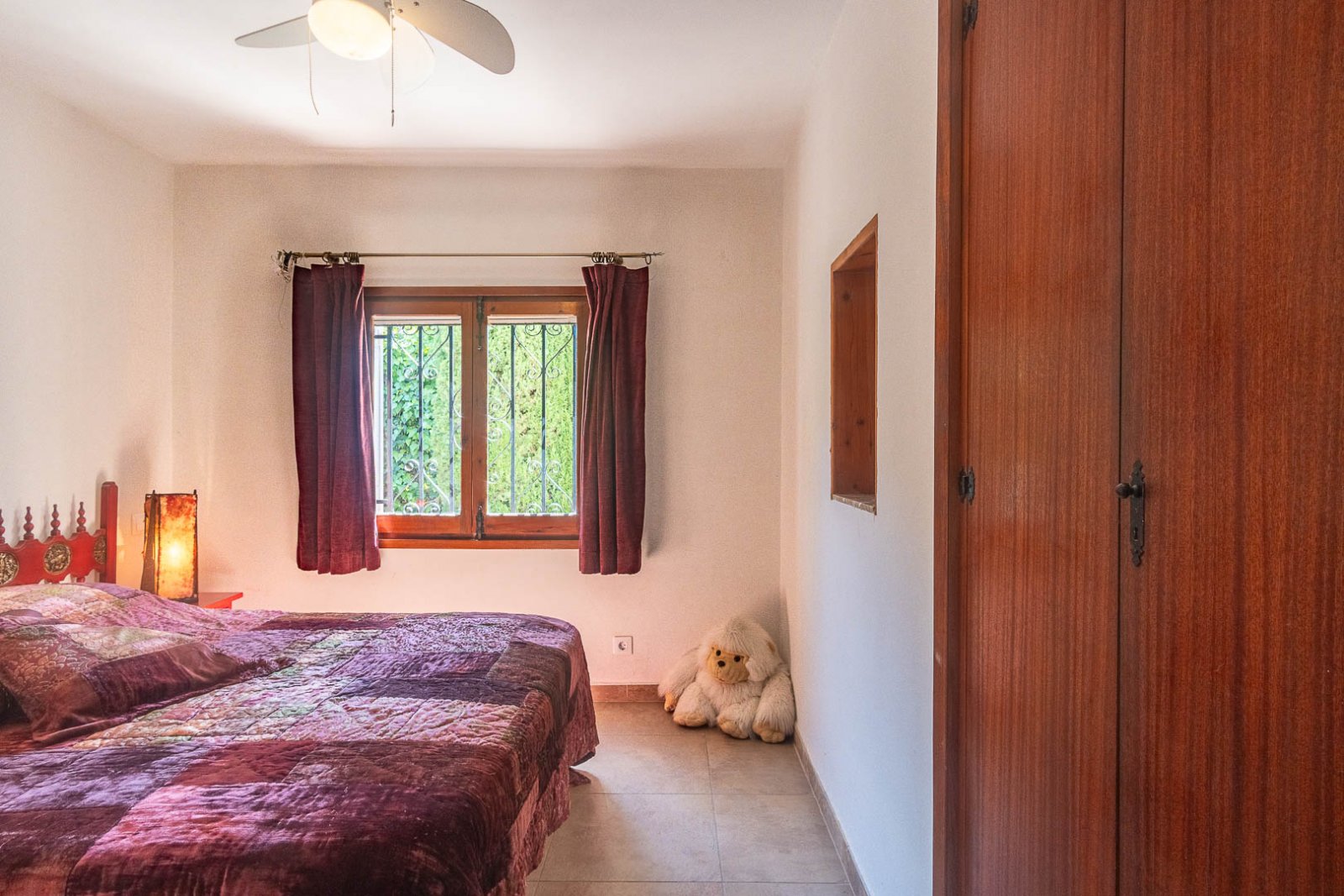 C4XY8271ALT Traditionelle Villa mit Tal- und teilweisem Meerblick in Altea zu verkaufen.