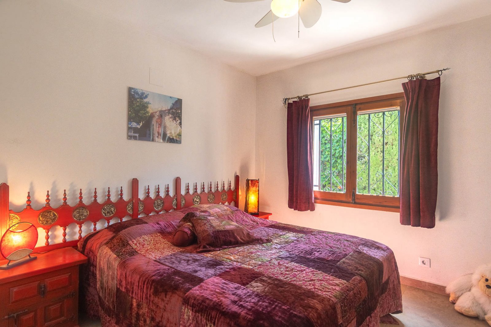 C4XY8271ALT Traditionelle Villa mit Tal- und teilweisem Meerblick in Altea zu verkaufen.