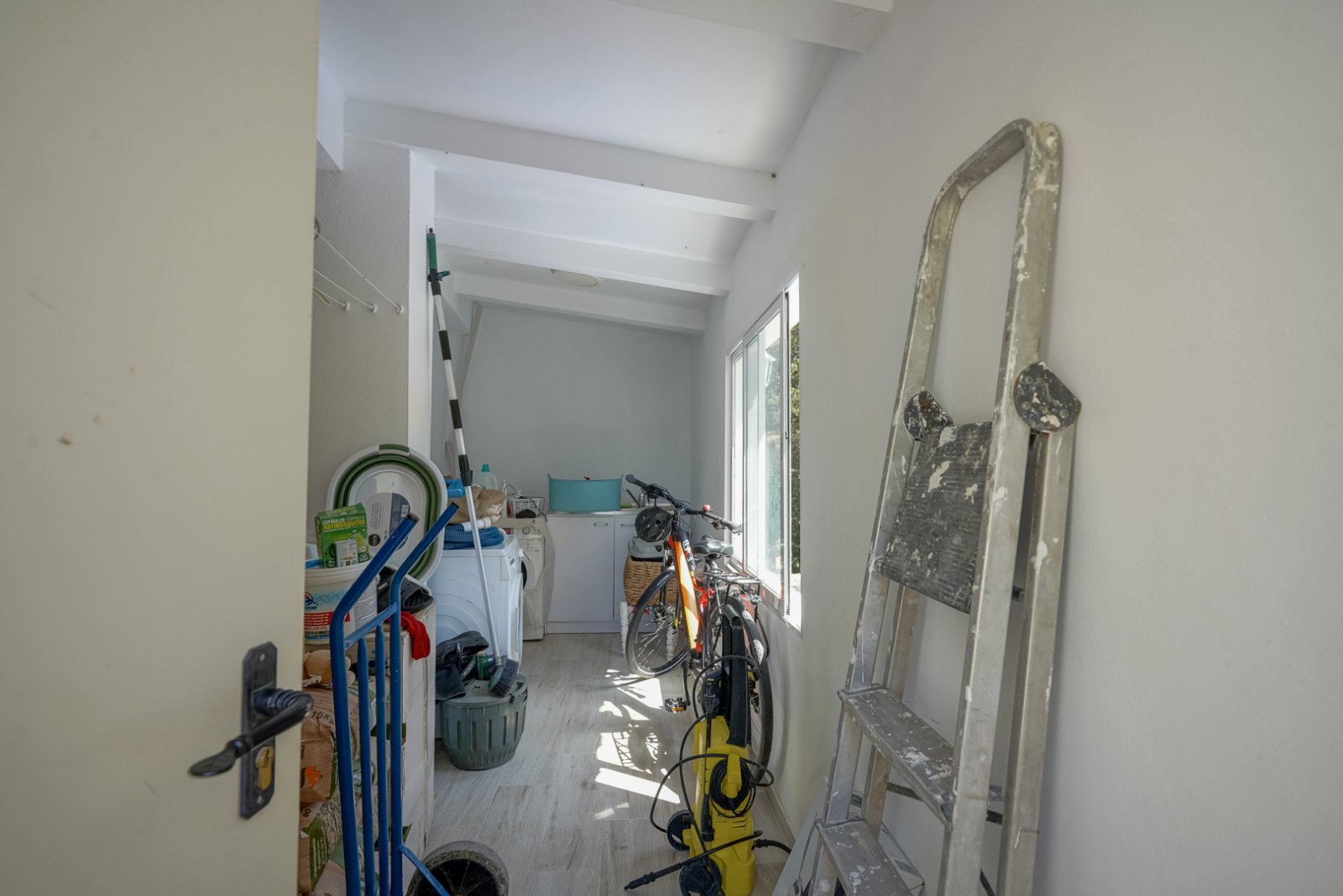 C4XY4540BEN Renovierte Villa mit geräumigem Gästehaus zum Verkauf in Benissa