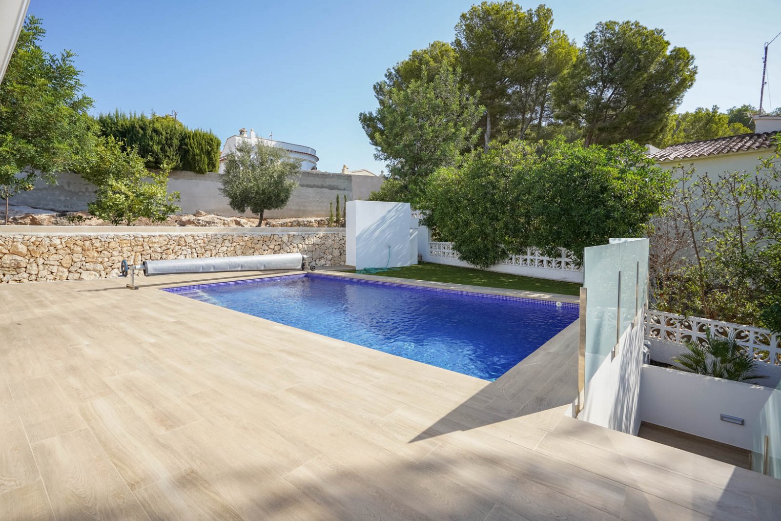 C4XY4581BEN Moderne Villa zum Verkauf in La Fustera Benissa