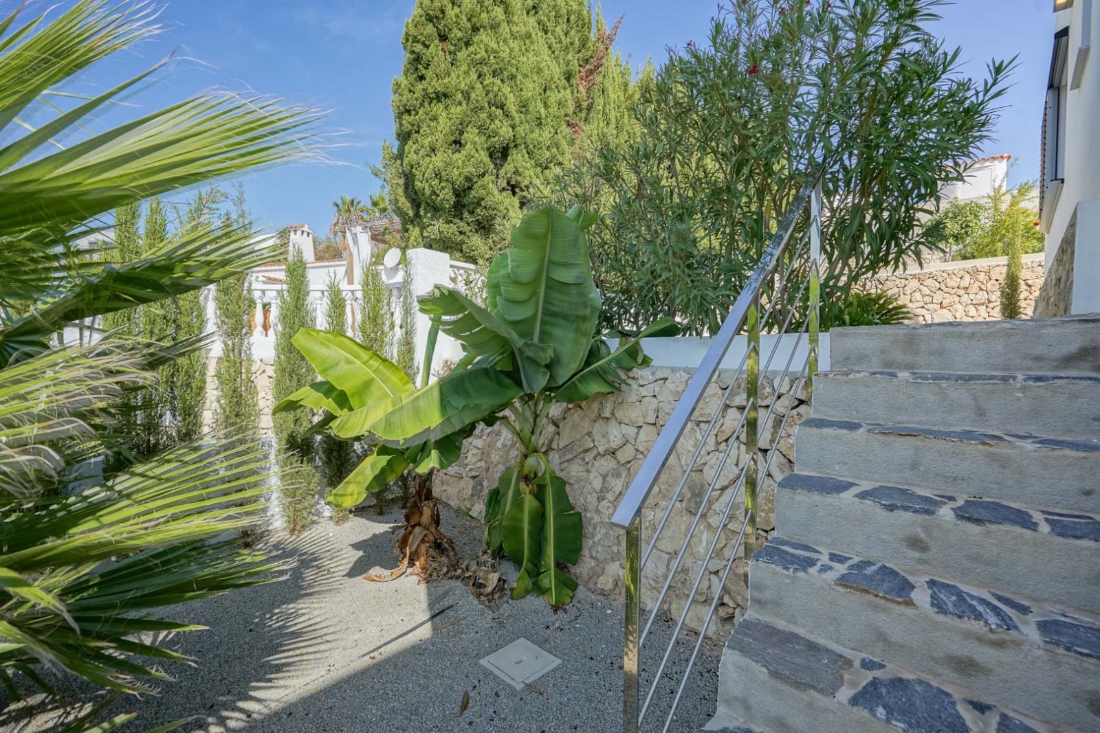 C4XY4581BEN Moderne Villa zum Verkauf in La Fustera Benissa