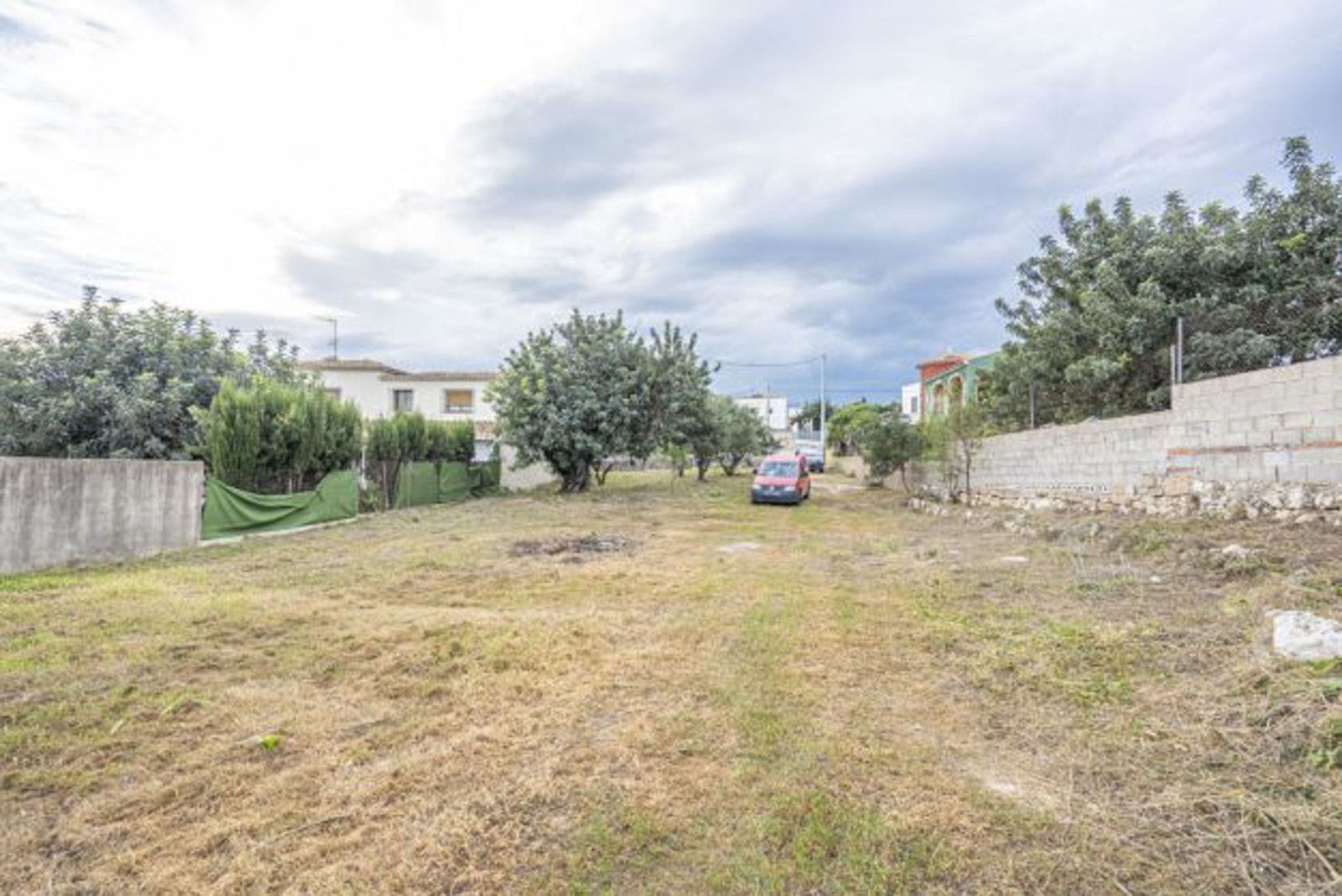 4154GAT Großes Grundstück mit halbfertiger Finca in Gata de Gorgos zu verkaufen