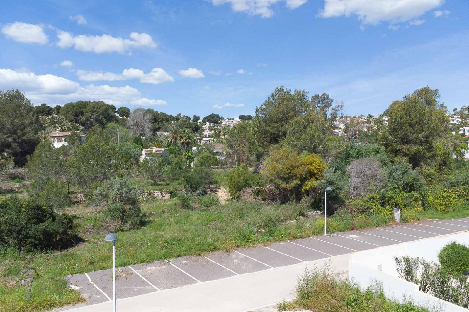 8209MOR Modernes Villenprojekt mit garantierter Lizenz zum Verkauf in Moraira.
