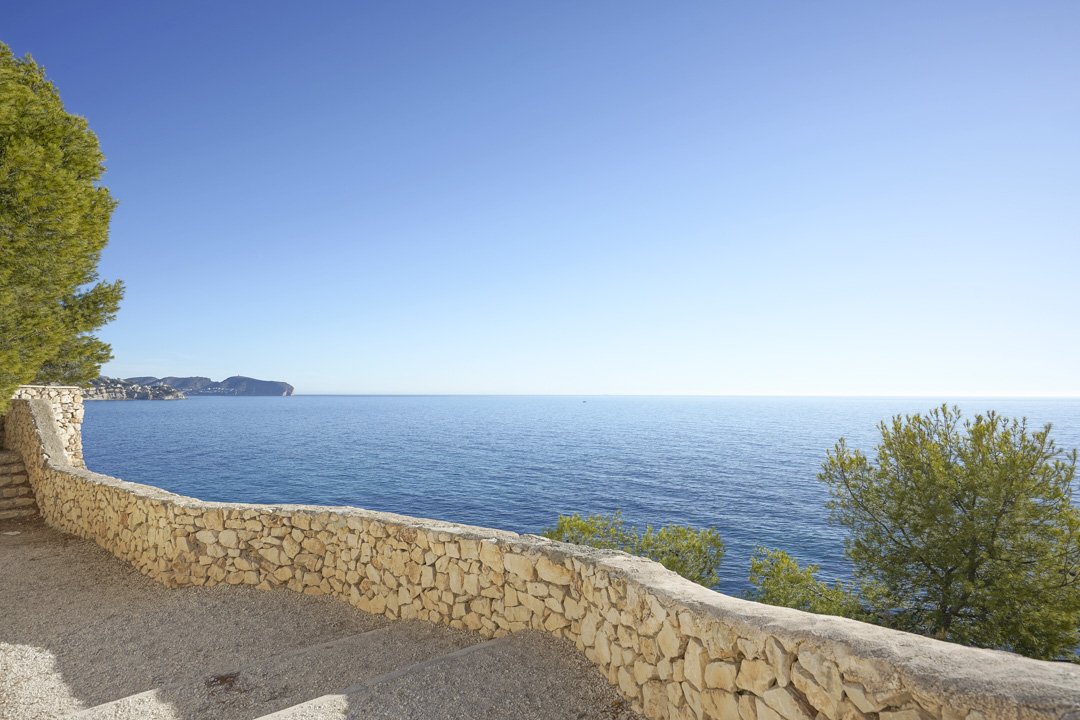4442BEN Moderne Villa mit atemberaubendem Meerblick in Benissa zu verkaufen