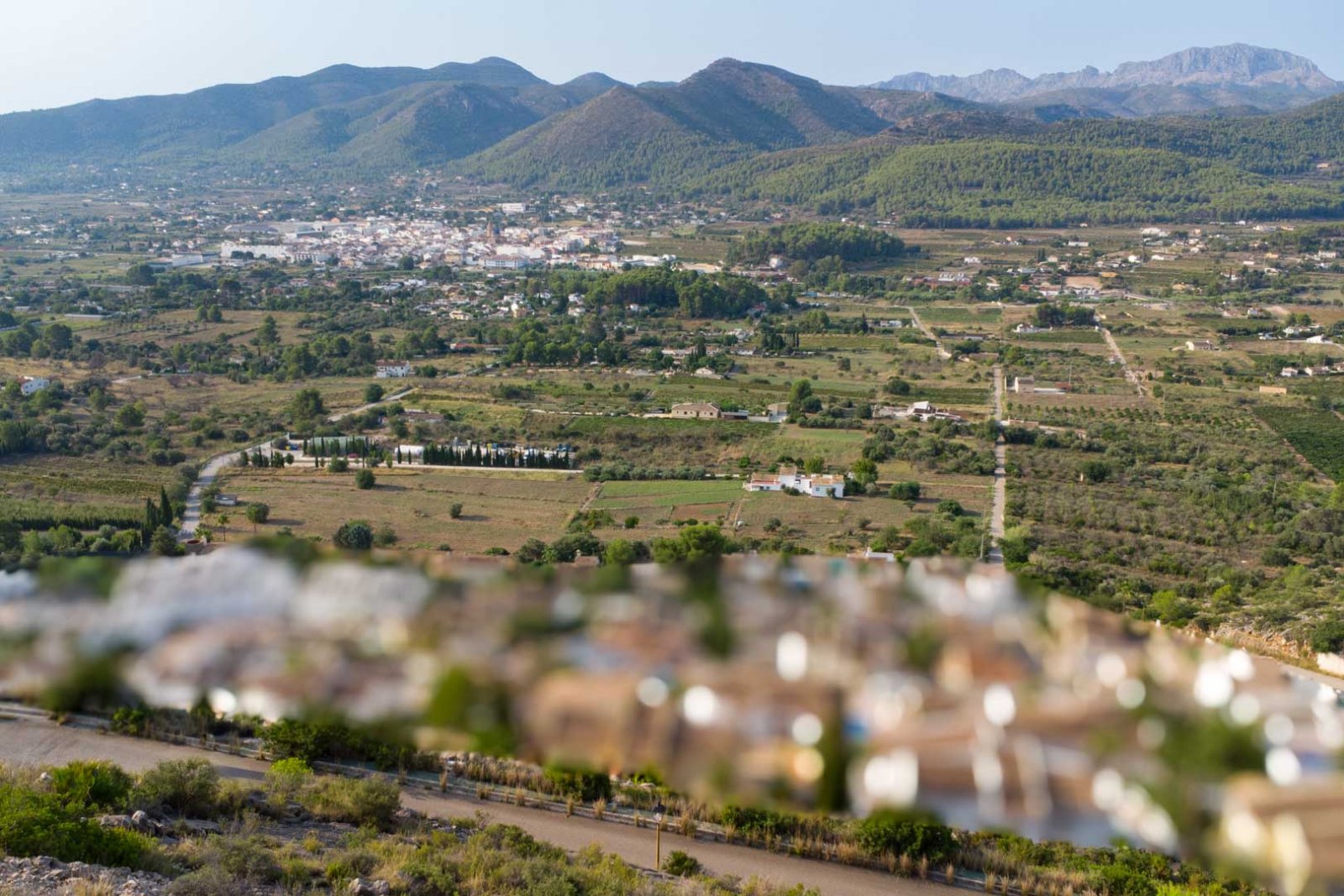9000JAL Stadtgrundstück mit freiem Blick auf das Jalón-Tal.