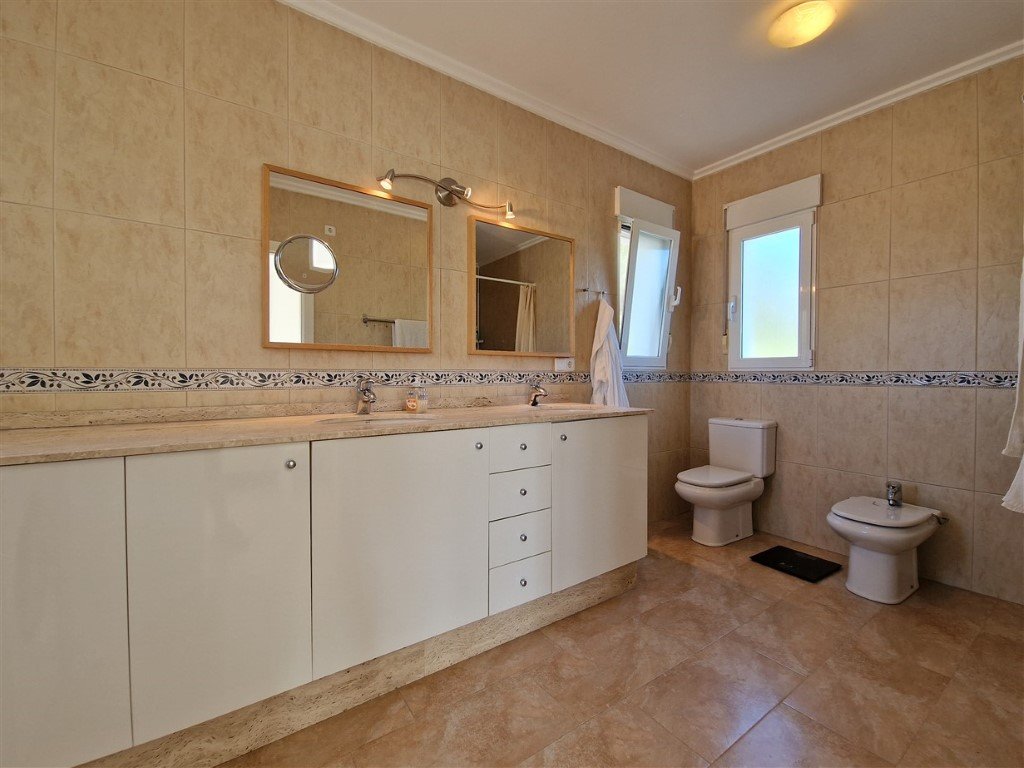 6440MOR Traditionelle spanische Villa zum Verkauf in Moraira