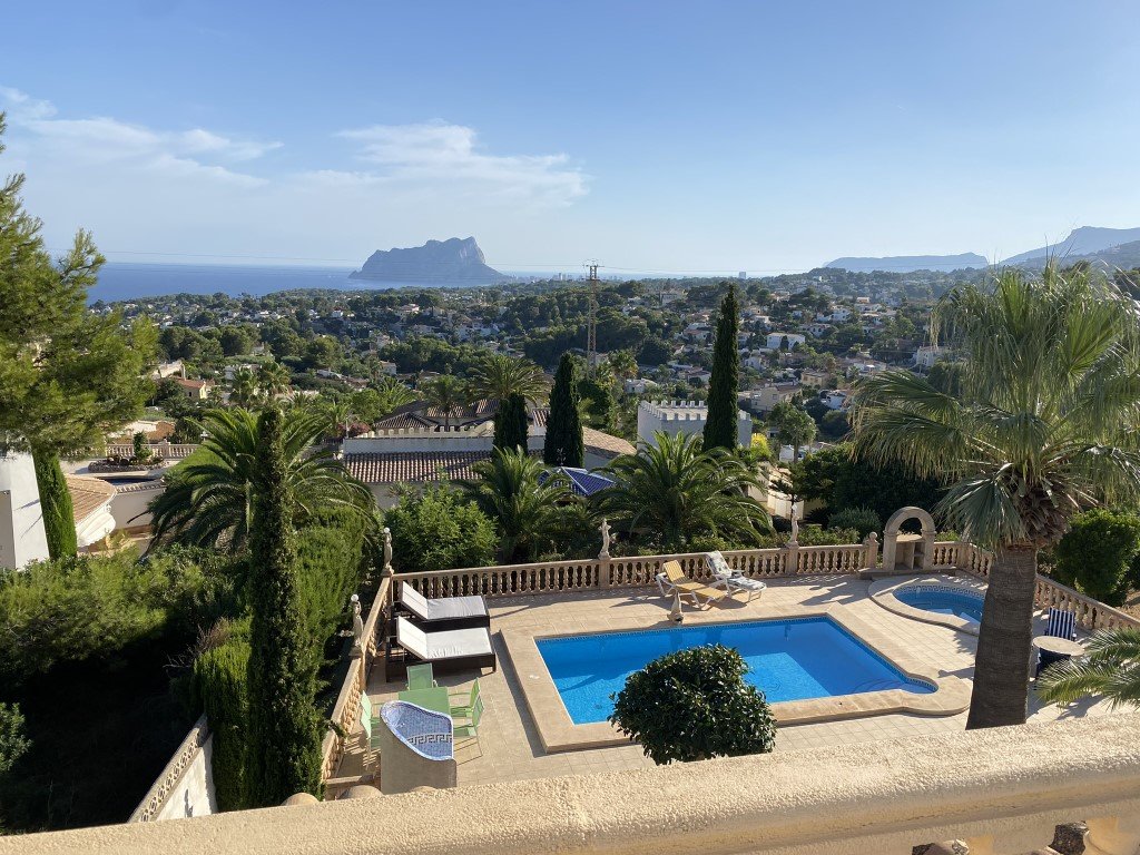C3XY6446BEN Geräumige traditionelle spanische Villa mit Meerblick zum Verkauf in Benissa