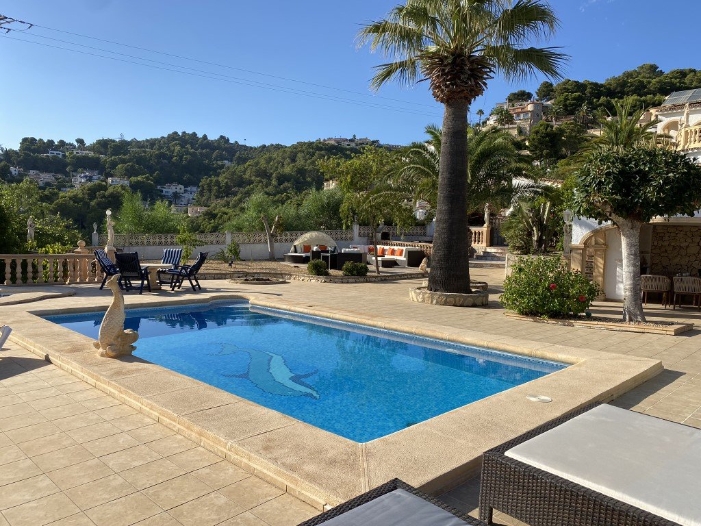 C3XY6446BEN Geräumige traditionelle spanische Villa mit Meerblick zum Verkauf in Benissa