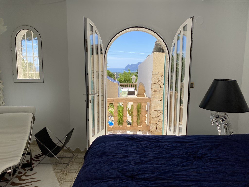 C3XY6446BEN Geräumige traditionelle spanische Villa mit Meerblick zum Verkauf in Benissa