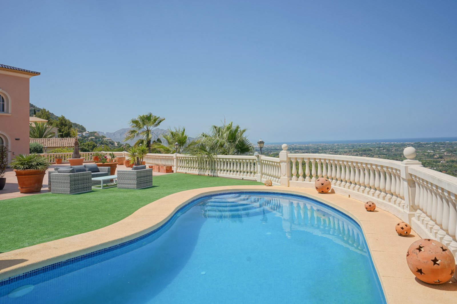 8100SEL Große Luxusvilla in La Sella zu verkaufen