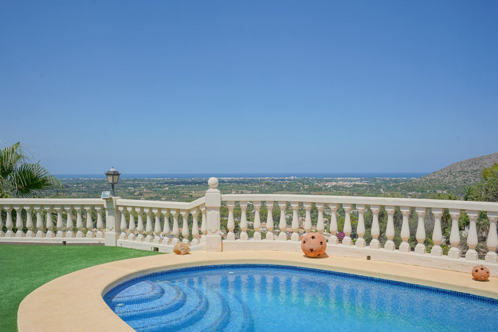 8100SEL Große Luxusvilla in La Sella zu verkaufen
