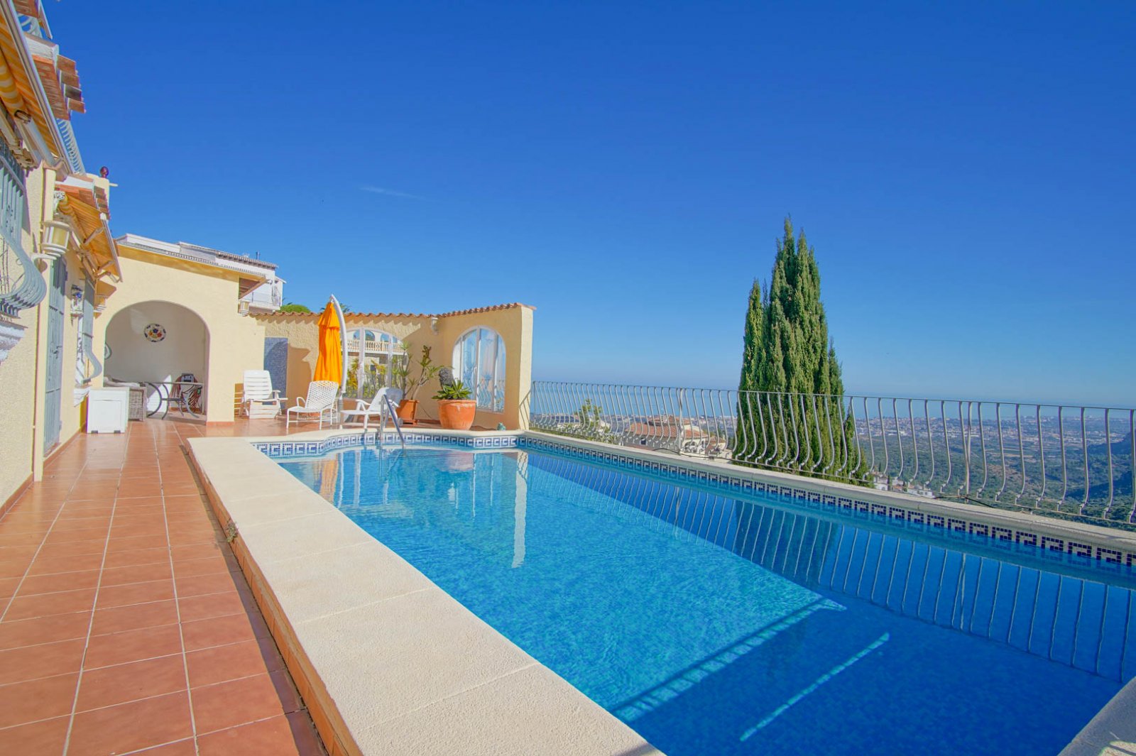 8152PEG Villa mit Meerblick zum Verkauf in Monte Pego