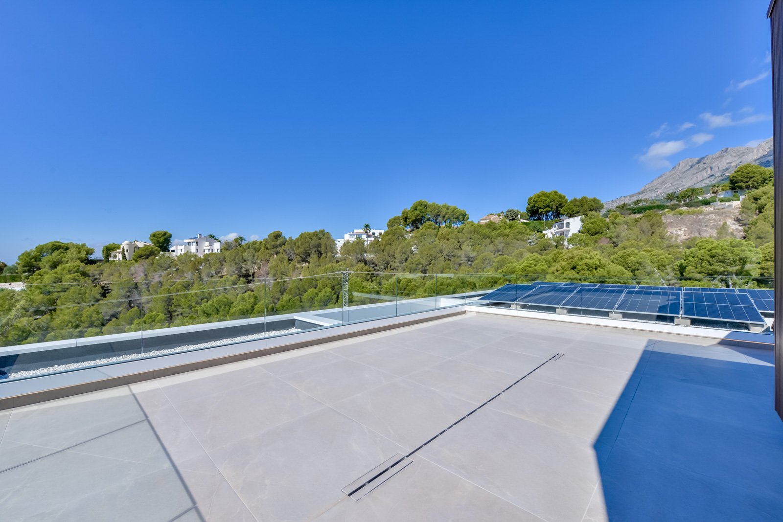 4405ALT Fantastische Neubauvilla mit Meerblick zum Verkauf in Altea