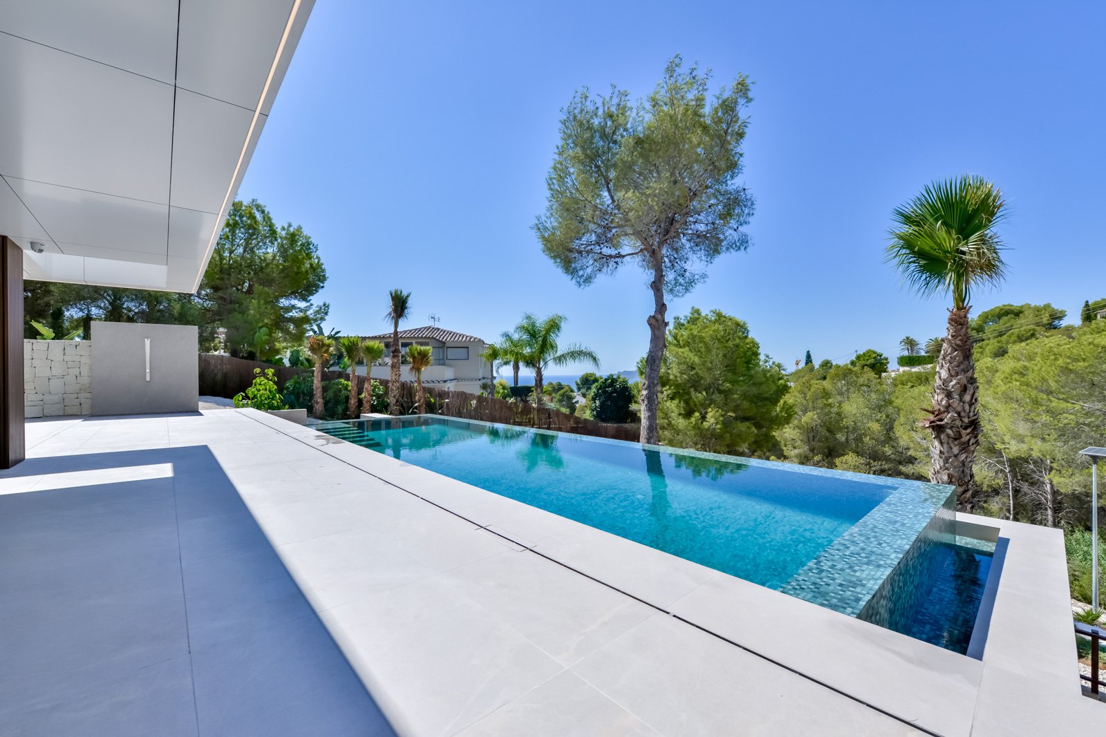4405ALT Fantastische Neubauvilla mit Meerblick zum Verkauf in Altea