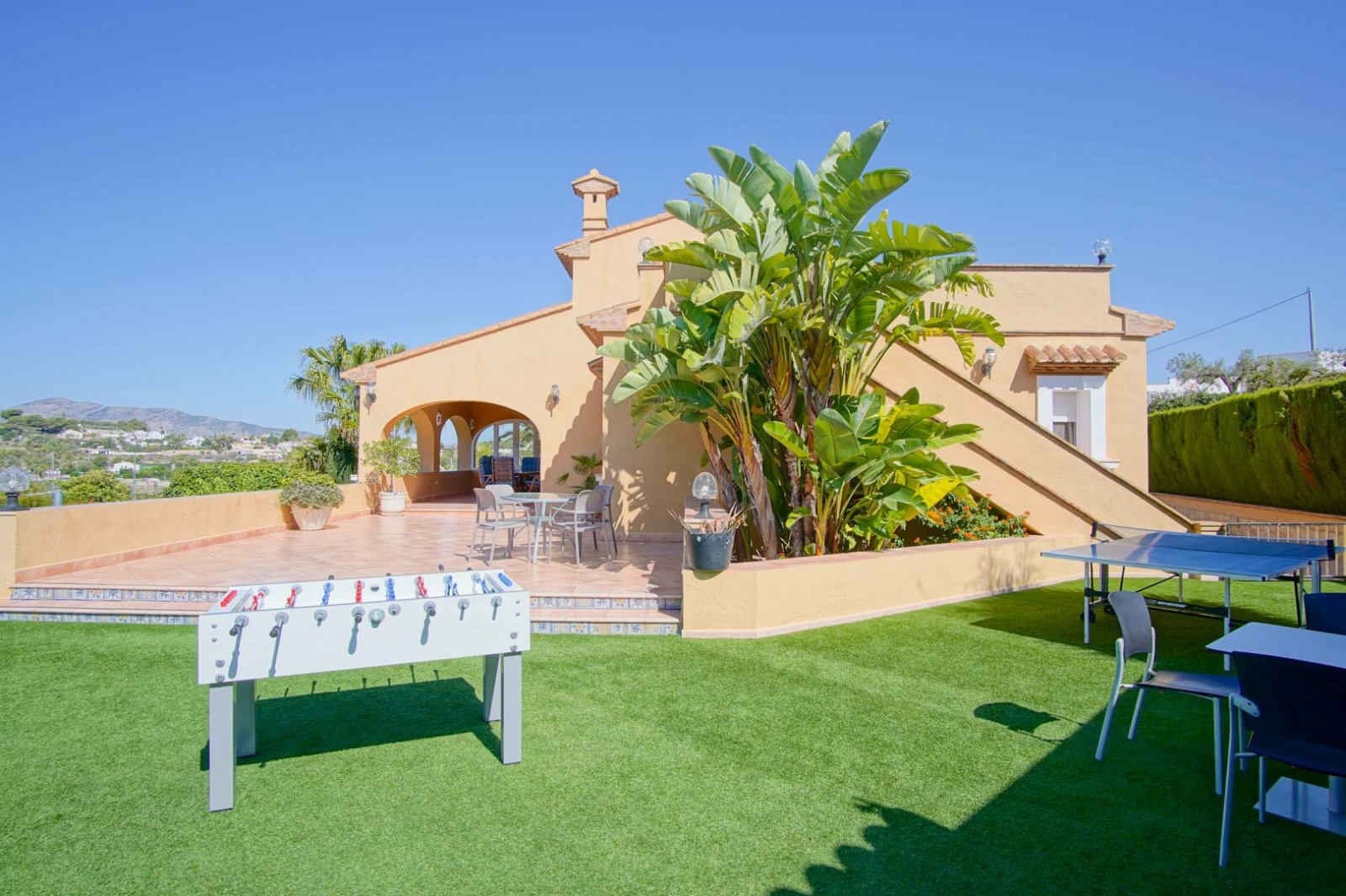 C3XY4422BEN Sehr große Villa mit 3 Gästehäusern auf 11.000 m2 zum Verkauf in Benissa