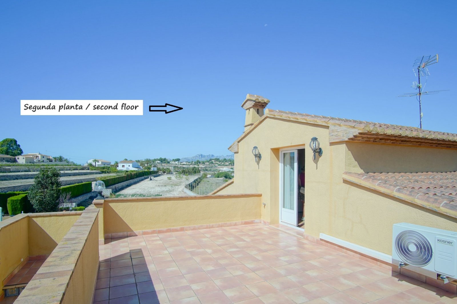 C3XY4422BEN Sehr große Villa mit 3 Gästehäusern auf 11.000 m2 zum Verkauf in Benissa
