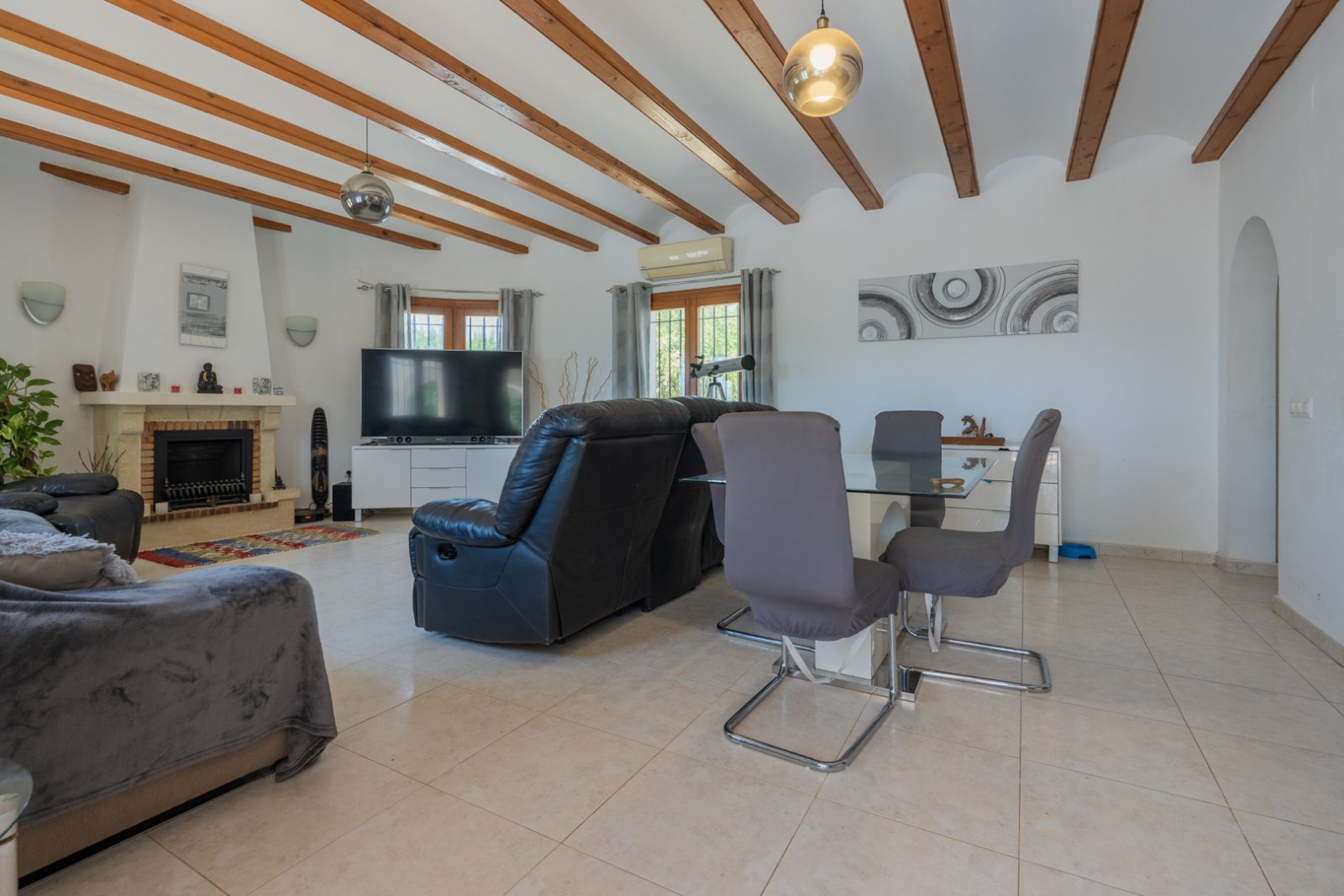 4566JAV Traditionelle, einstöckige Villa zum Verkauf in Jávea