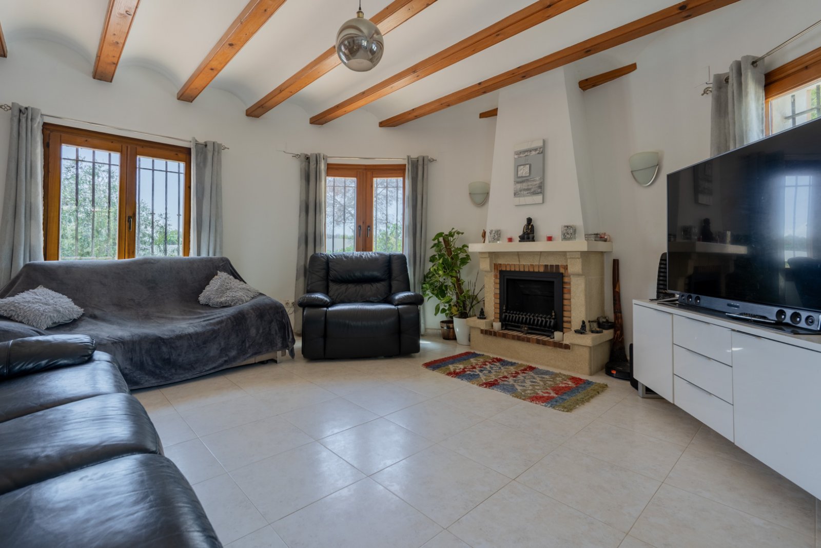 4566JAV Traditionelle, einstöckige Villa zum Verkauf in Jávea