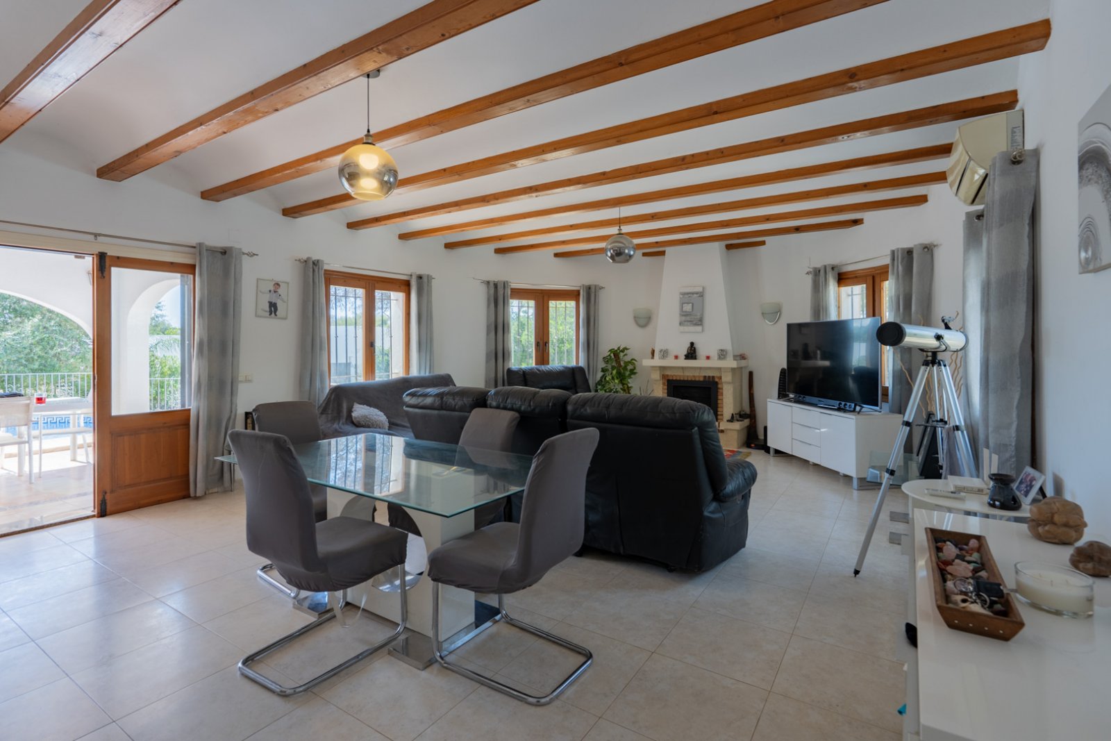 4566JAV Traditionelle, einstöckige Villa zum Verkauf in Jávea