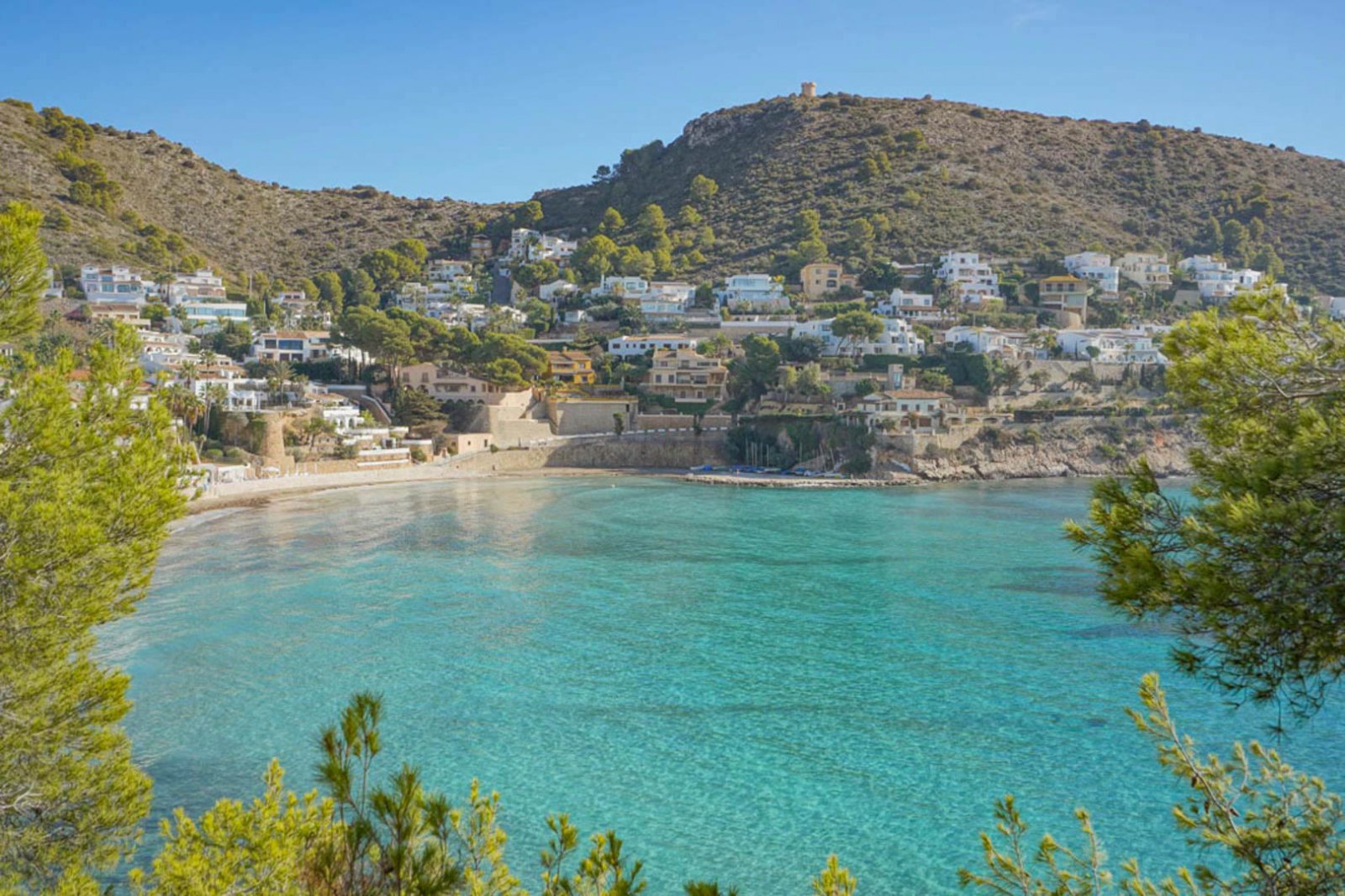 8114MOR Neubauvilla im Bau mit Panoramablick auf das Meer zum Verkauf in Moraira.