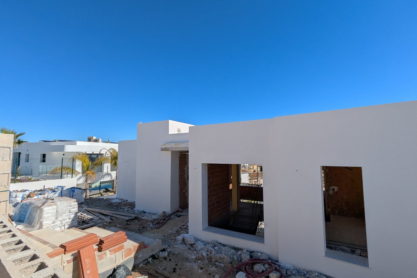 8114MOR Neubauvilla im Bau mit Panoramablick auf das Meer zum Verkauf in Moraira.