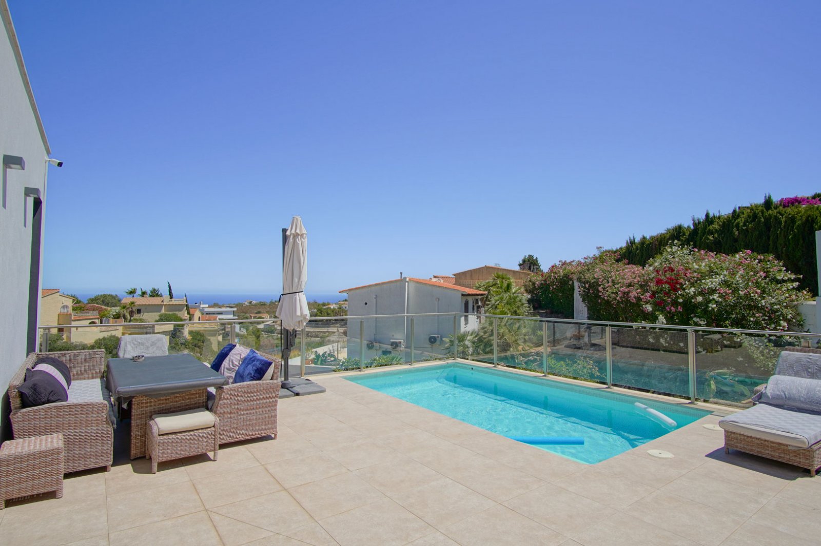 4411BELL Moderne Villa mit Meerblick zum Verkauf in Cumbre del Sol