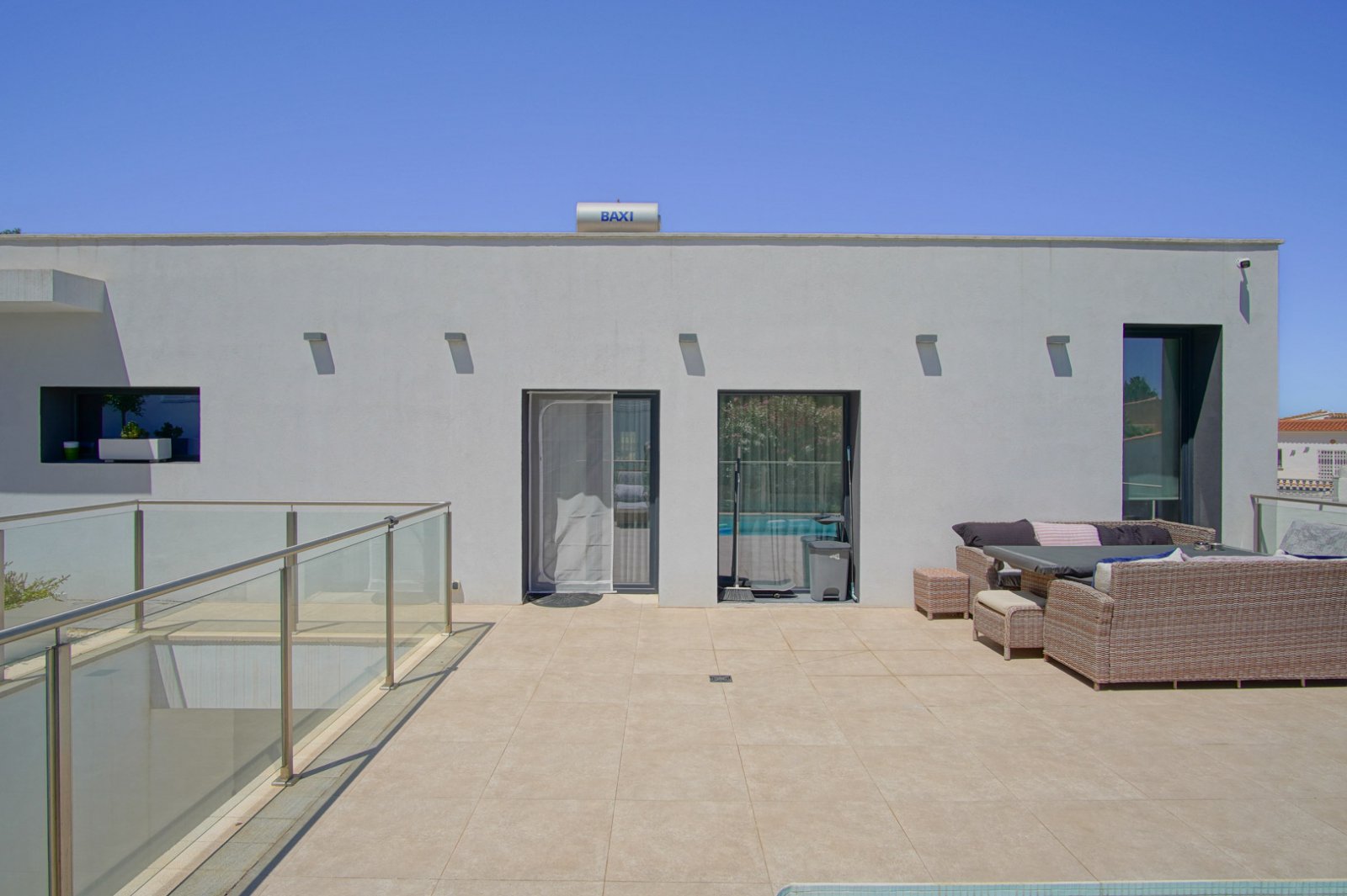 4411BELL Moderne Villa mit Meerblick zum Verkauf in Cumbre del Sol