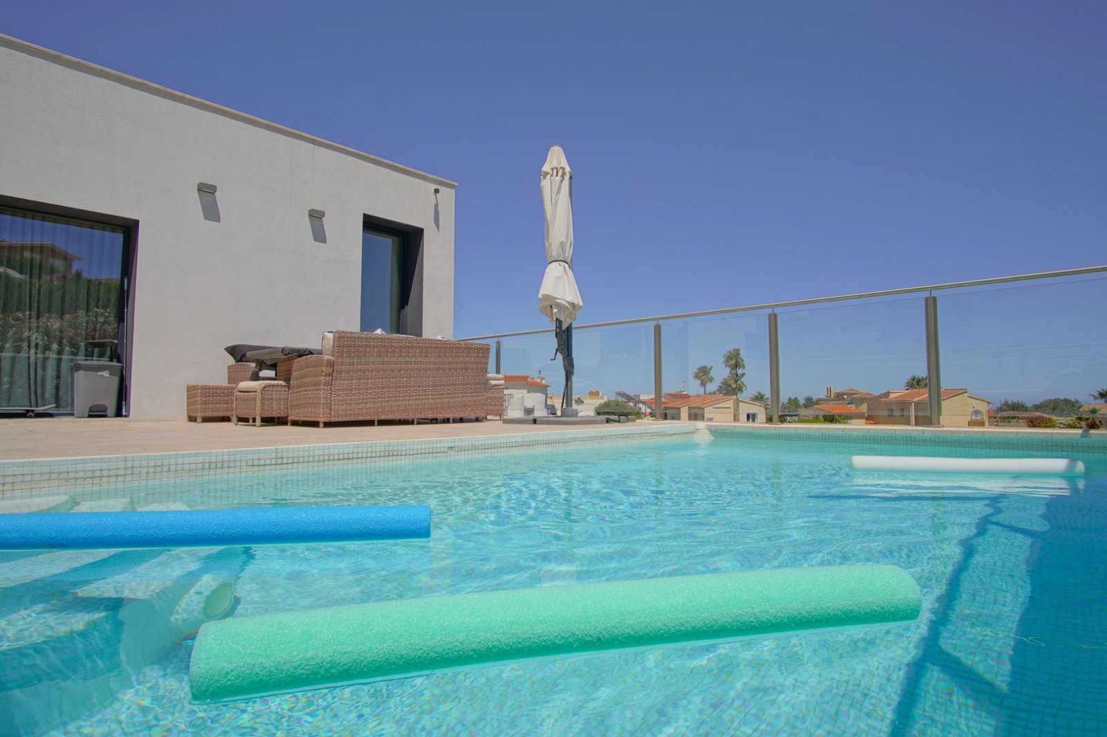 4411BELL Moderne Villa mit Meerblick zum Verkauf in Cumbre del Sol