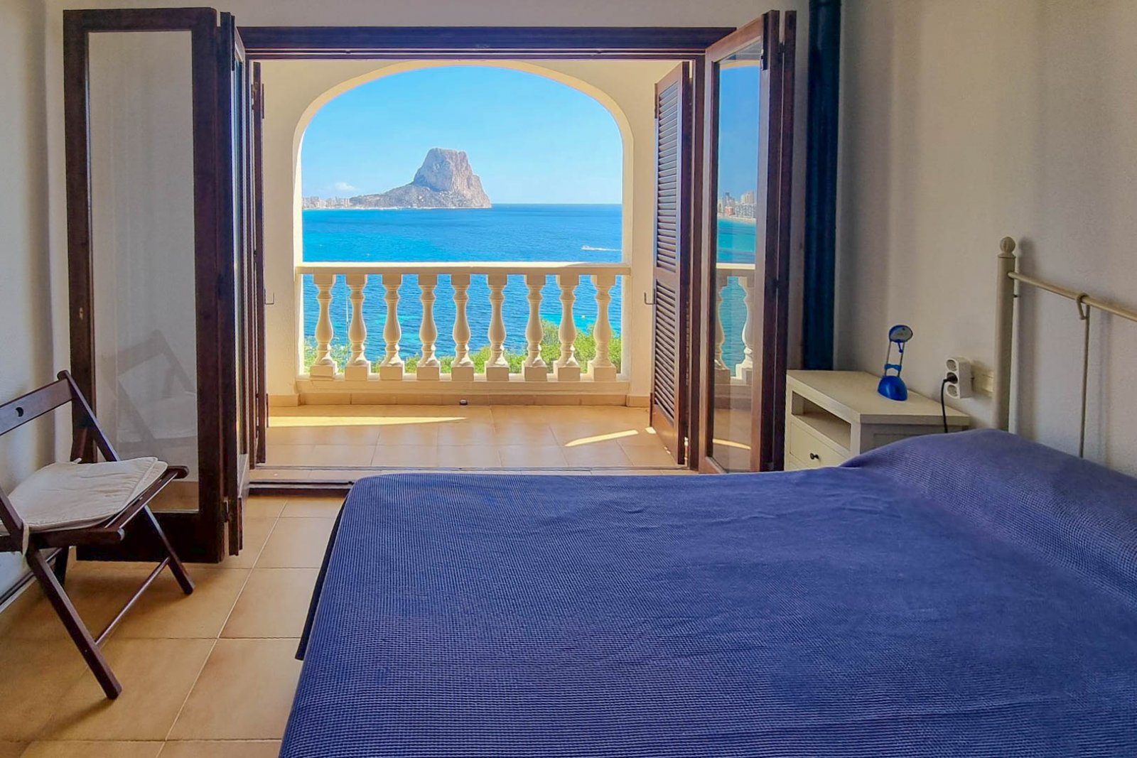 C3XY8206CAL Doppelhaushälfte mit direktem Meerblick zum Verkauf in Calpe.
