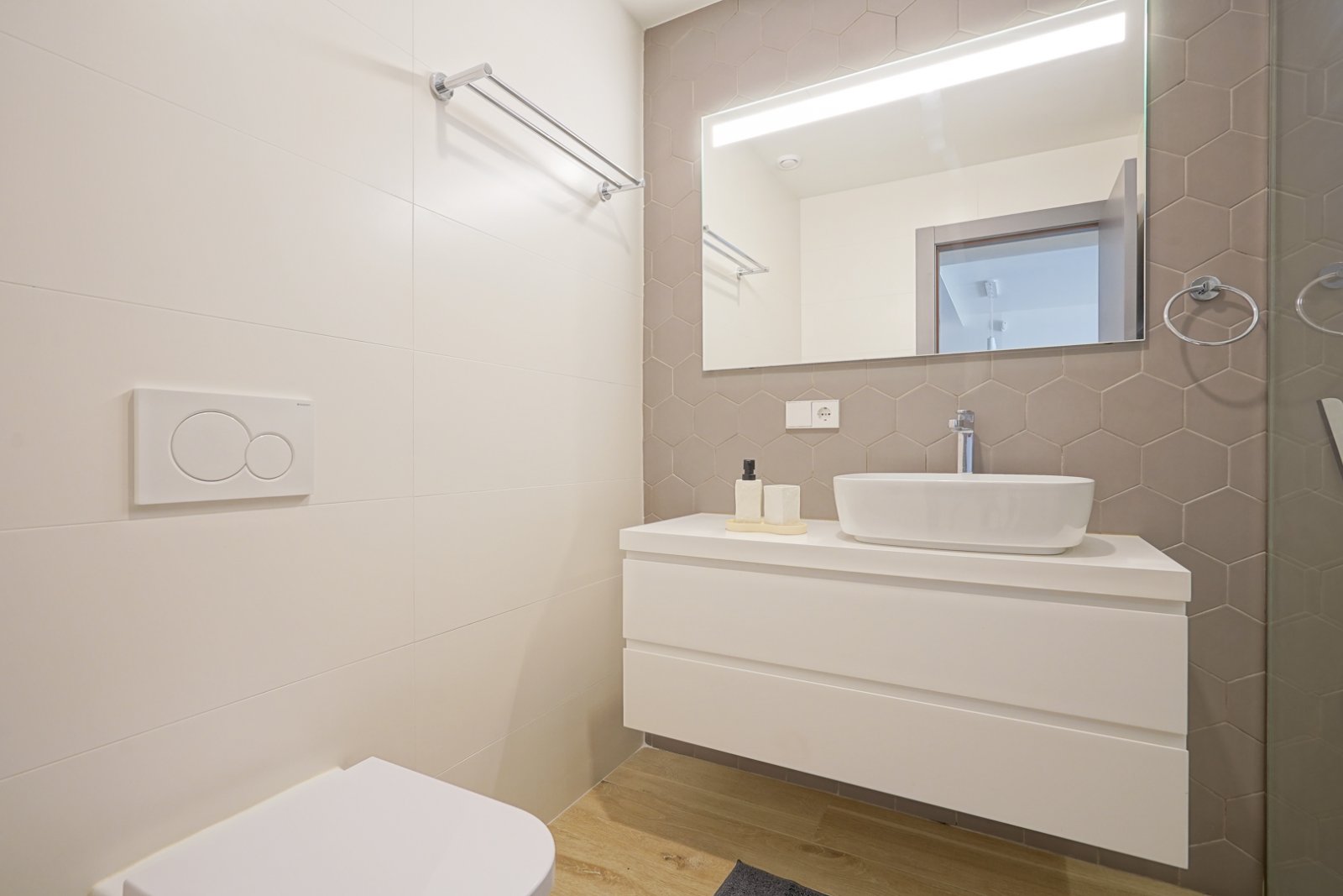 C3XY4476BELL Moderne Wohnung mit zwei Schlafzimmern zu verkaufen in Cumbre del Sol
