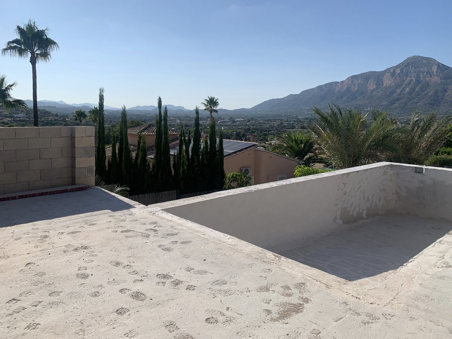 4551JAV Schöne traditionelle Neubauvilla zum Verkauf in Piver, Jávea