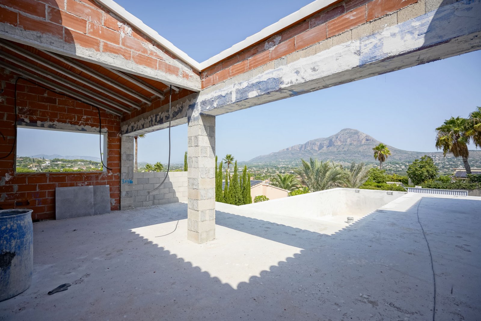 4551JAV Schöne traditionelle Neubauvilla zum Verkauf in Piver, Jávea