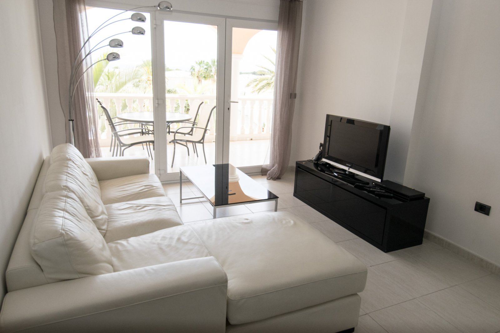 4556BEN Apartment mit Meerblick zum Verkauf in einem Luxusresort in La Fustera, Benissa