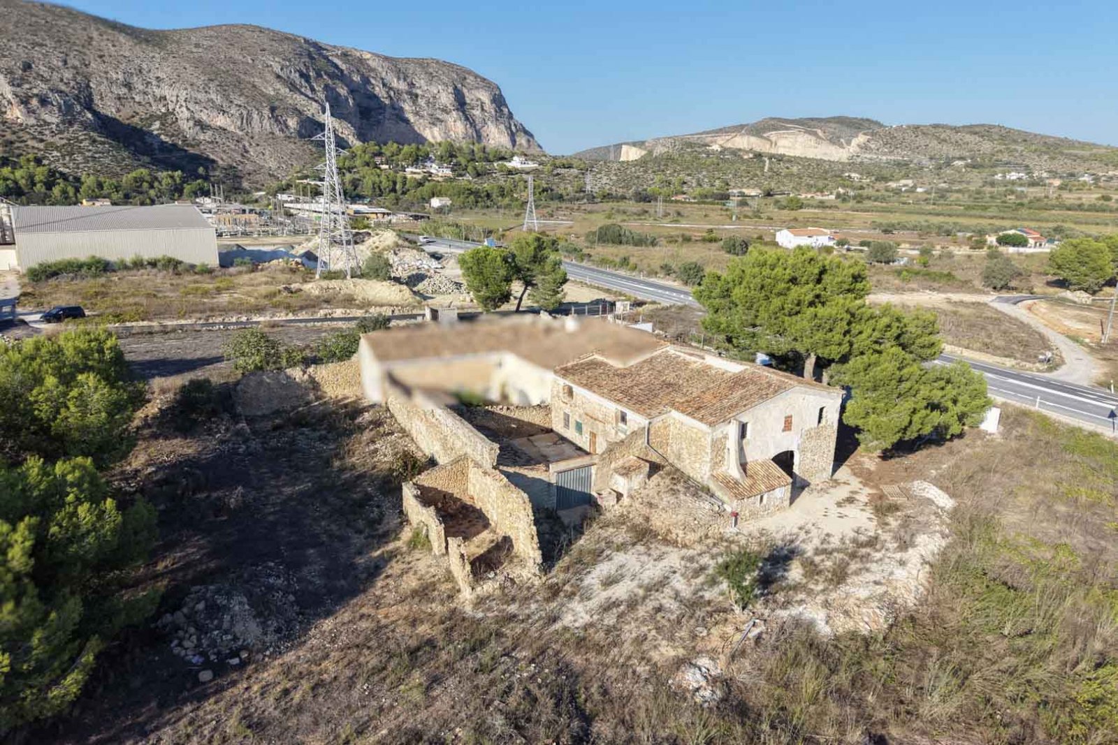 Teulada: 8307TEL Rustikales Doppelhaus zum Renovieren mit großem Grundstück in Teulada zu verkaufen.  Teulada: 8307TEL Rustikales Doppelhaus zum Renovieren mit großem Grundstück in Teulada zu verkaufen.