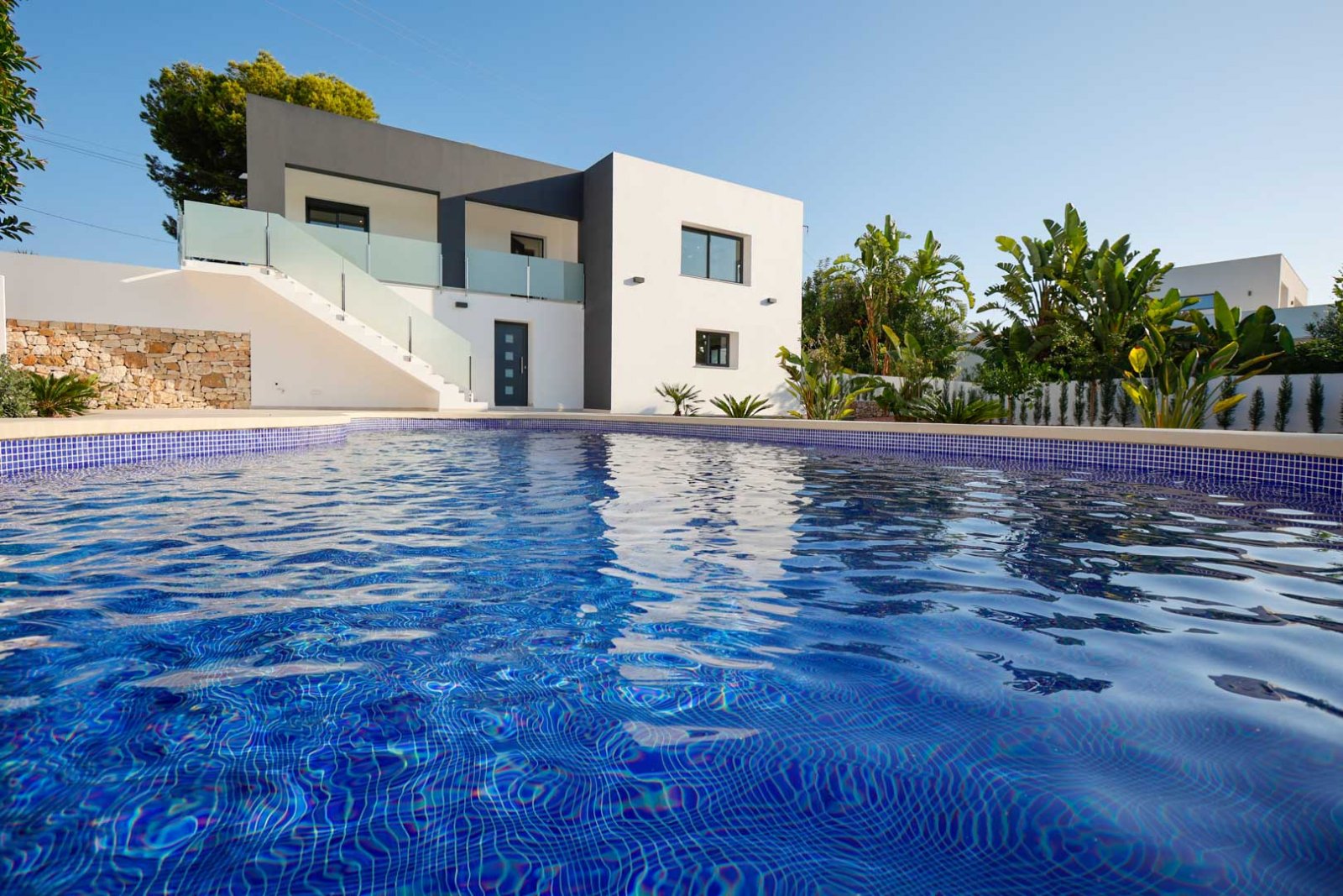 8308CAL Moderne Villa mit Bergblick, zu verkaufen in Calpe.